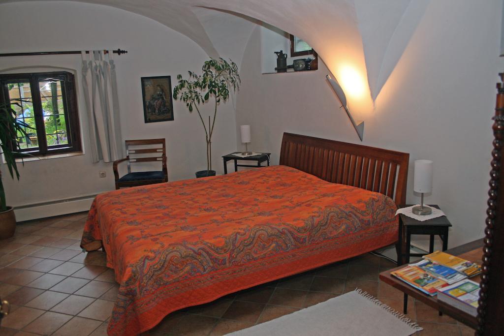 Poncet'Sches Herrenhaus Дрезден Номер фото